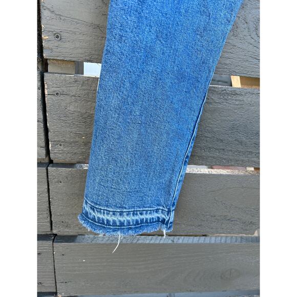 AO LA Alice + Olivia Los Angeles Women's Jeans Button‎ Fly sz 28 with Raw Hem - Picture 9 of 9